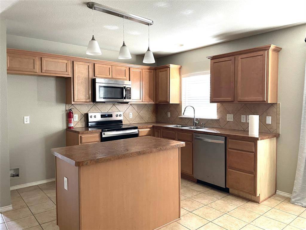 1434 Pintail Drive, Sherman, TX 75092