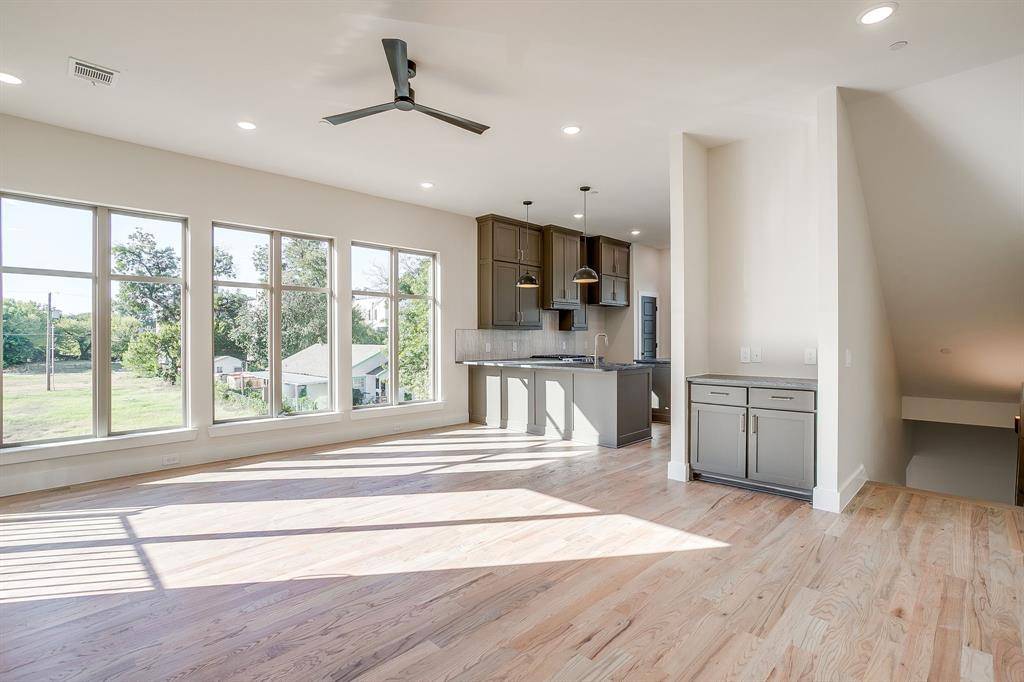 2820 Weisenberger Street #104, Fort Worth, TX 76107