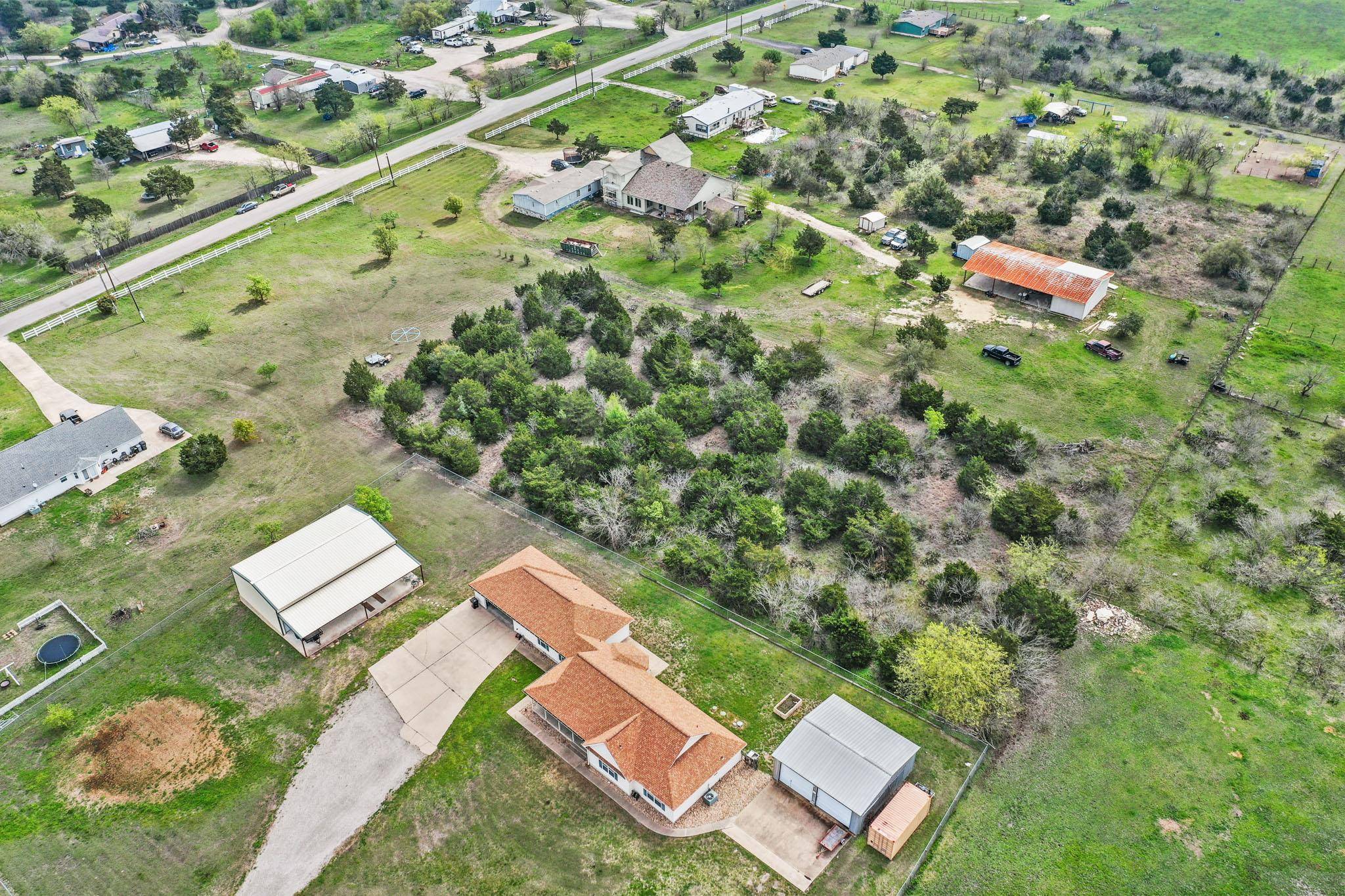 507 Mesa DR, Del Valle, TX 78617