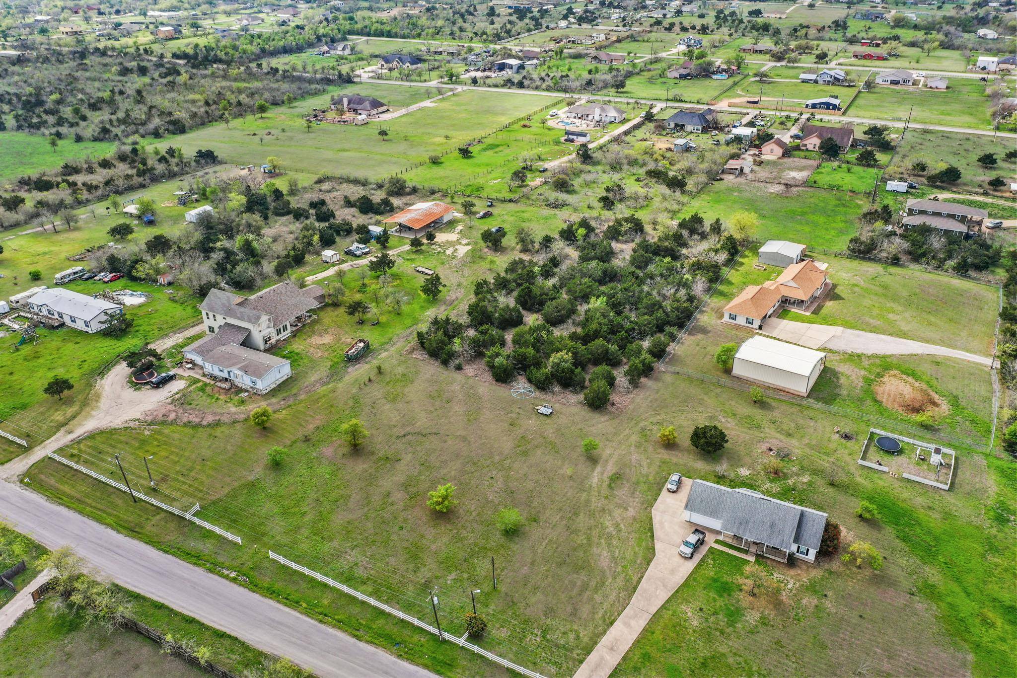 507 Mesa DR, Del Valle, TX 78617