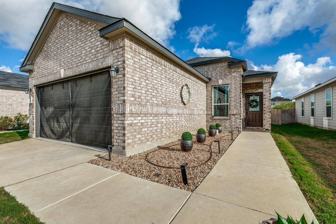 3431 Old Almonte DR, San Antonio, TX 78224