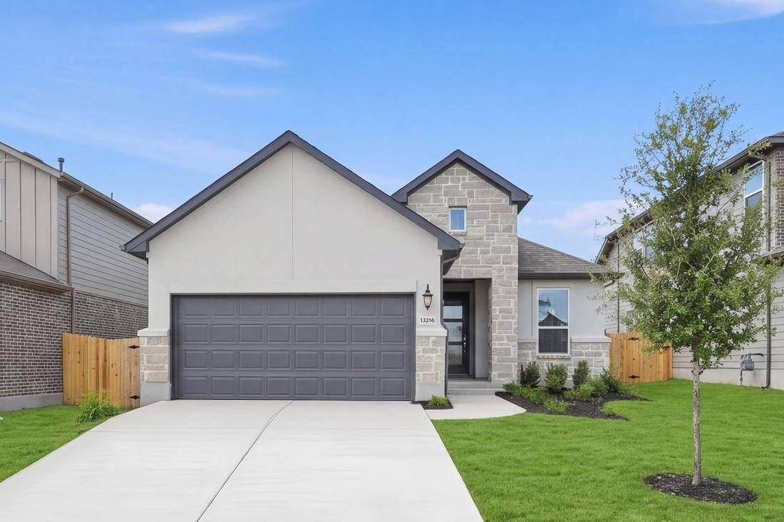13216 Parsons Prairie LN, Buda, TX 78610