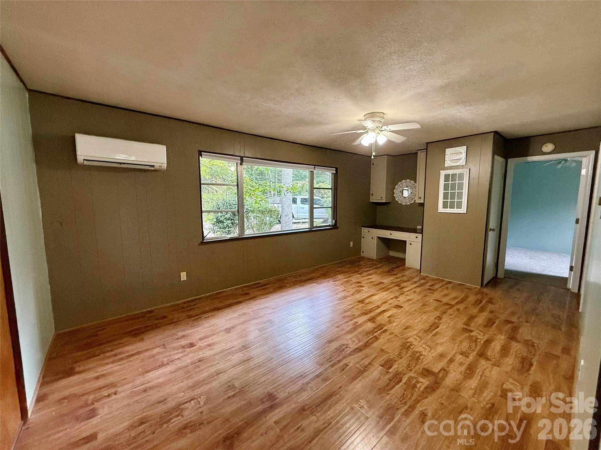 30 Lakemont Cottage TRL, Flat Rock, NC 28731