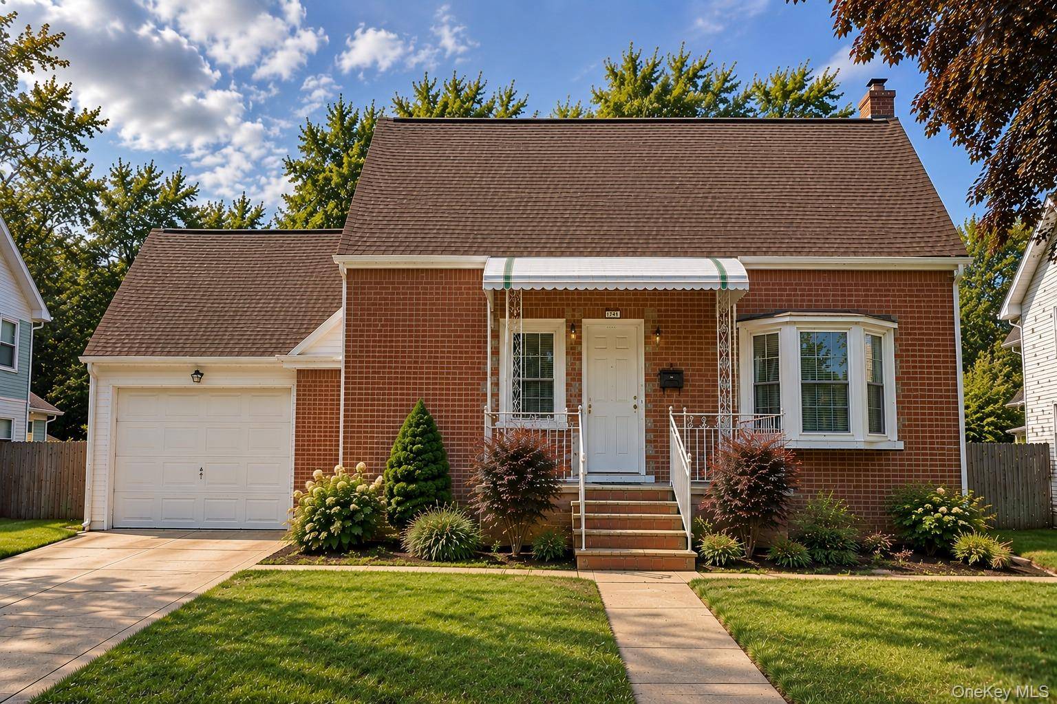 21724 121st AVE, Cambria Heights, NY 11411