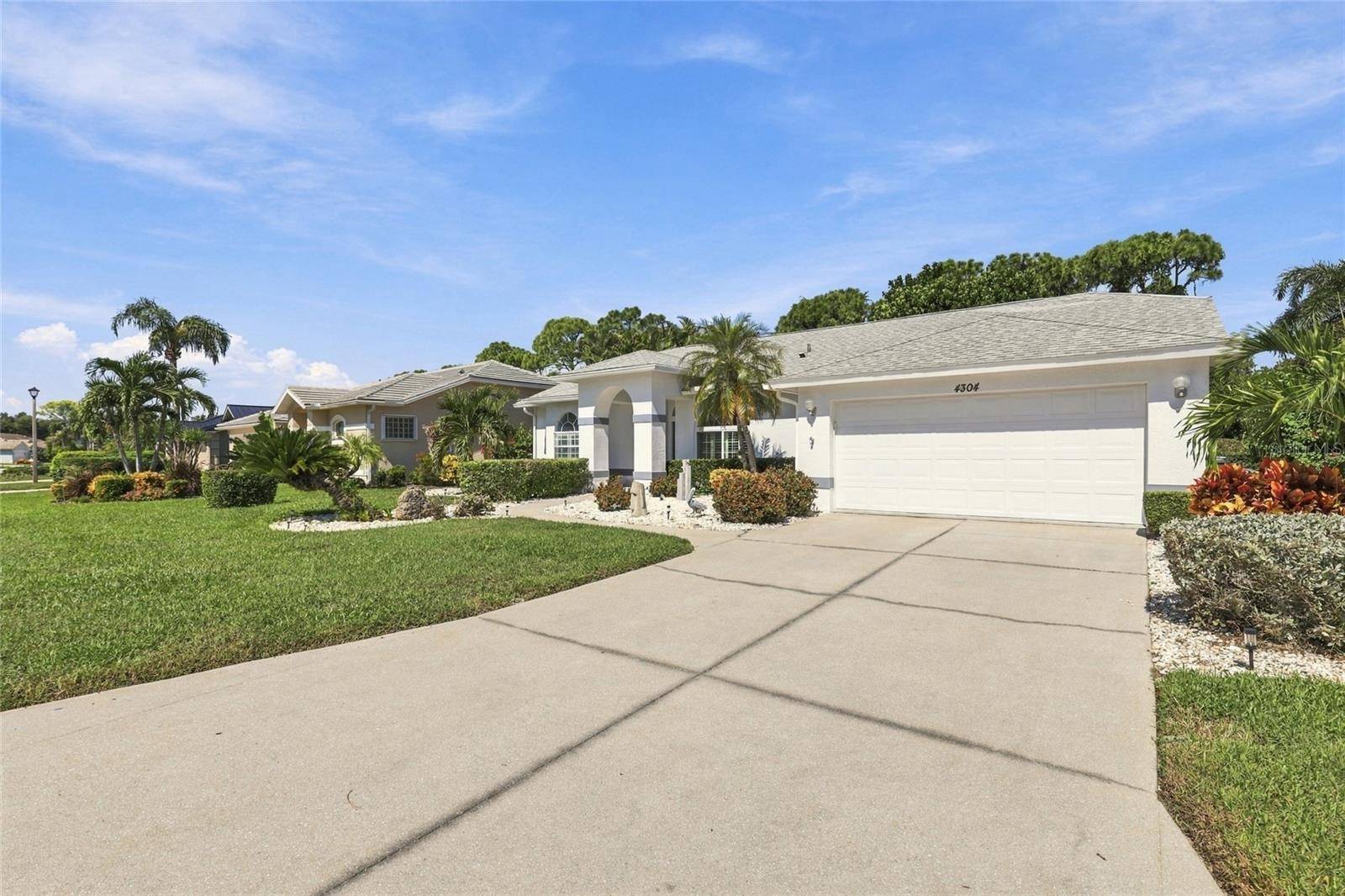 4304 BALMORAL WAY, Sarasota, FL 34238