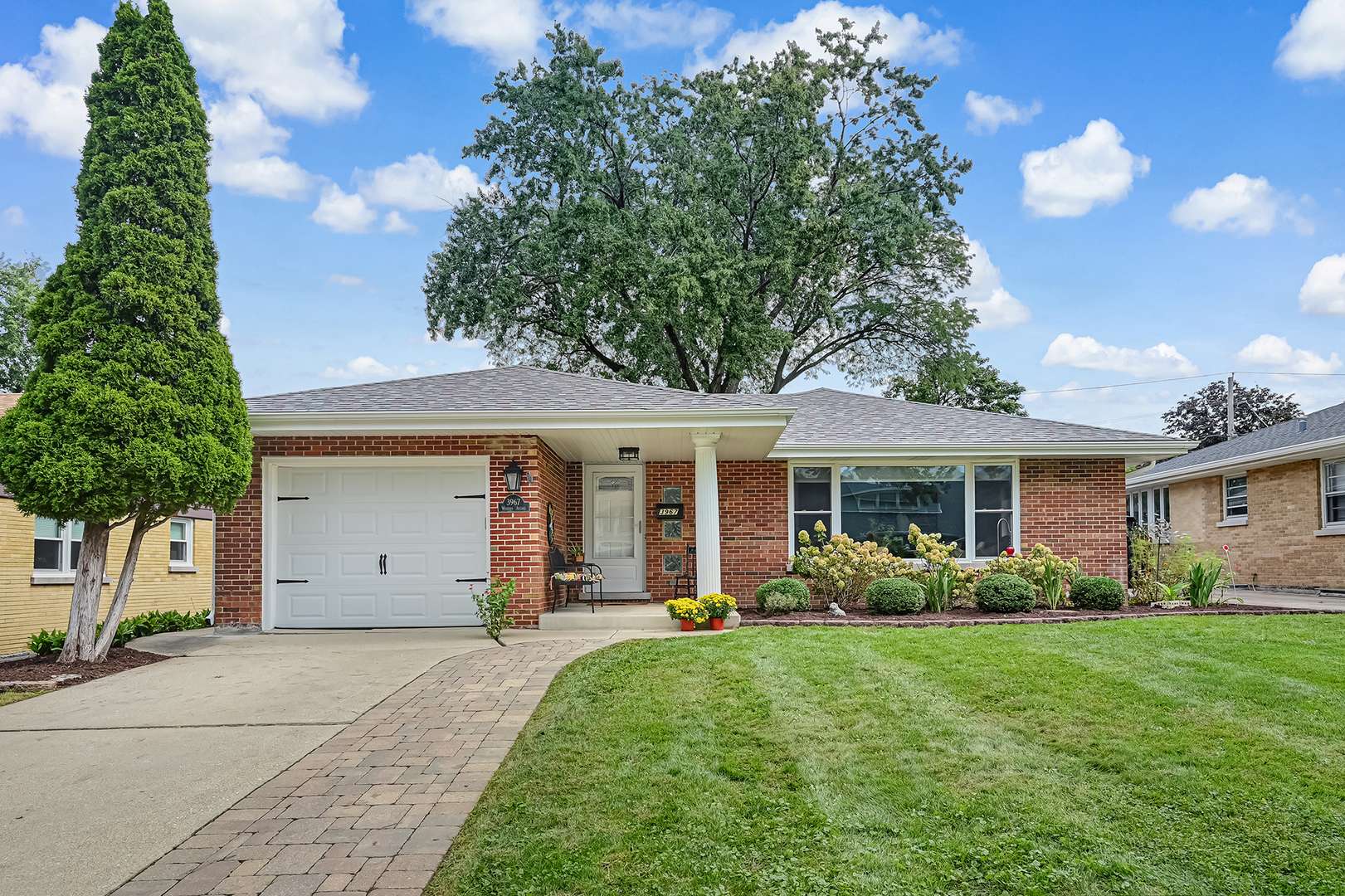 3967 Western AVE, Western Springs, IL 60558
