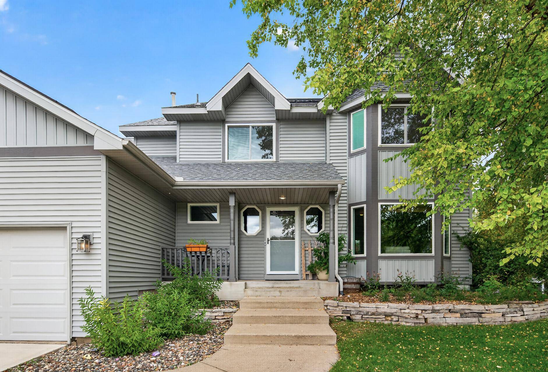 17071 Georgetown CT, Rosemount, MN 55068