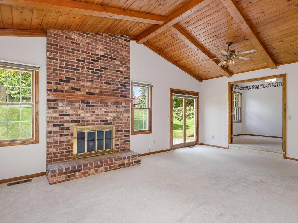 4825 Orchid LN N, Plymouth, MN 55446