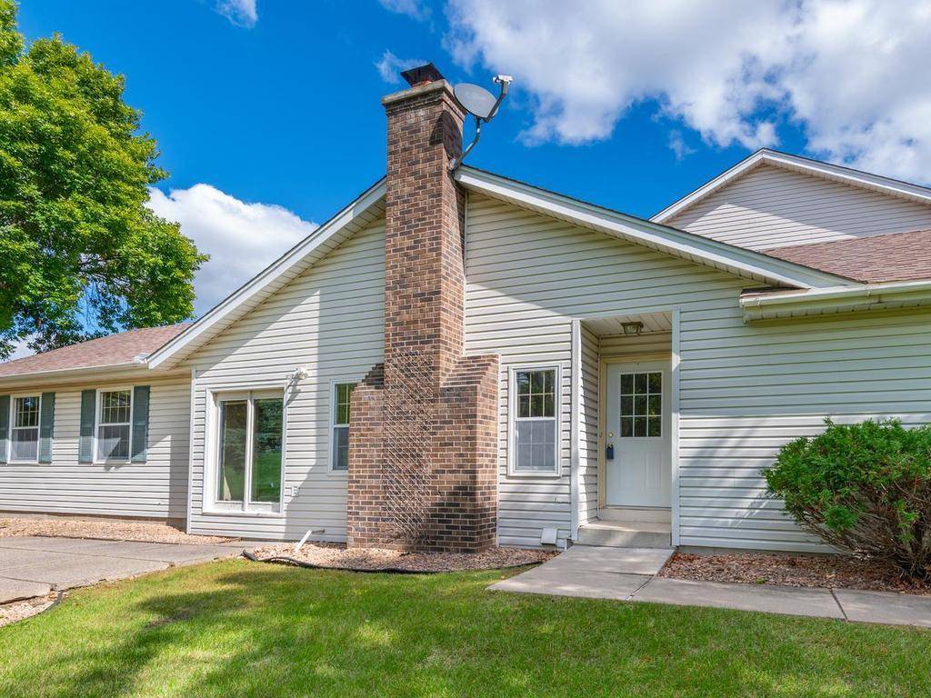 4825 Orchid LN N, Plymouth, MN 55446