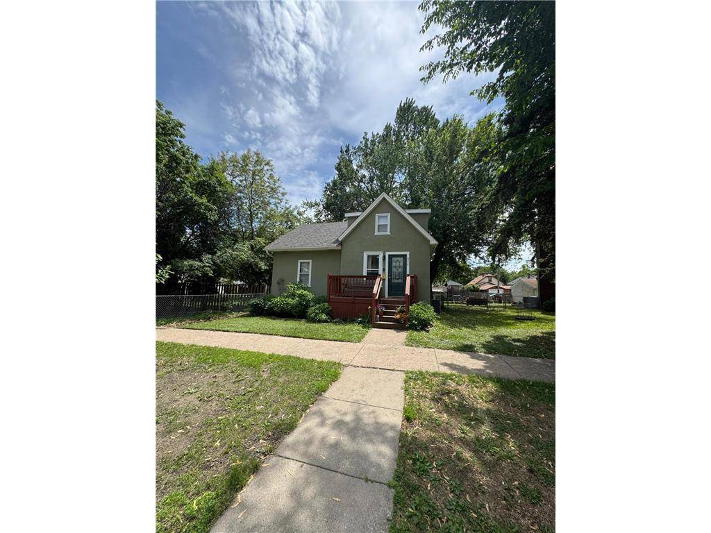 878 Monroe CT, Saint Paul, MN 55102