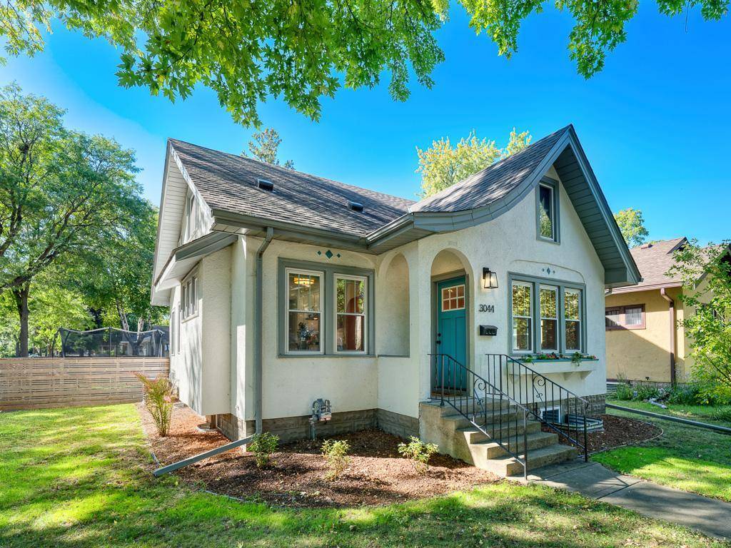 3044 37th AVE S, Minneapolis, MN 55406