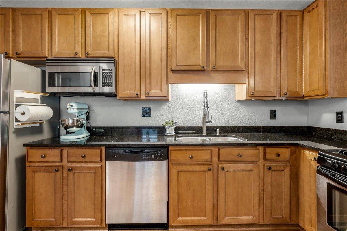 2701 Harriet AVE S #202, Minneapolis, MN 55408