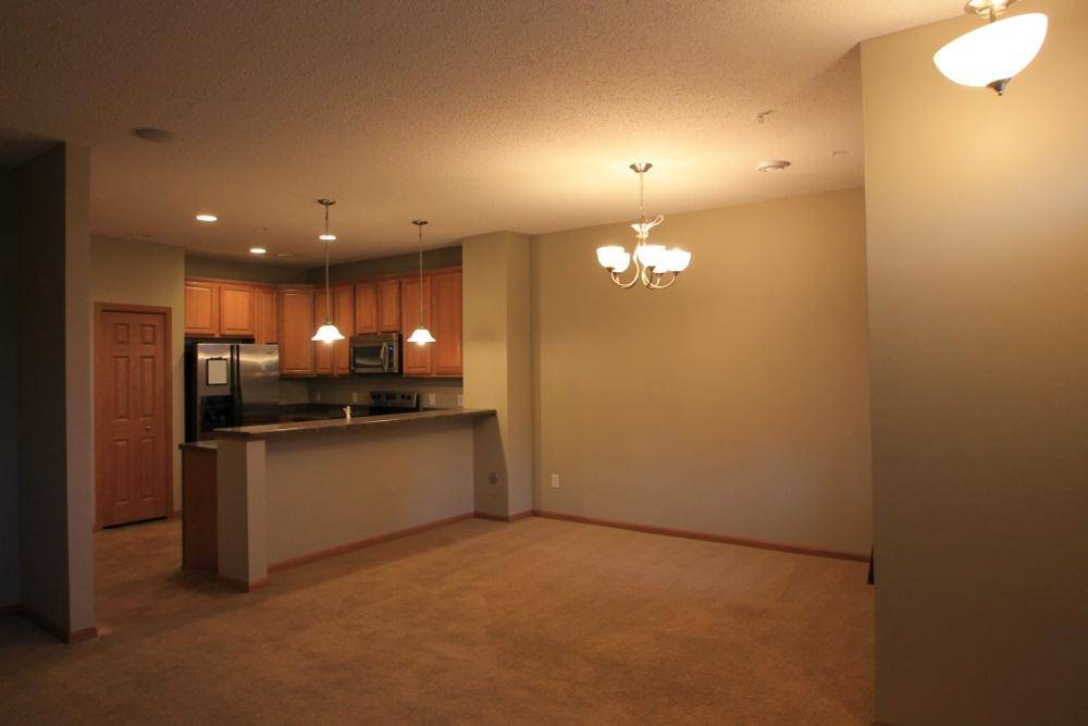 11040 Fergus ST NE #E, Blaine, MN 55449