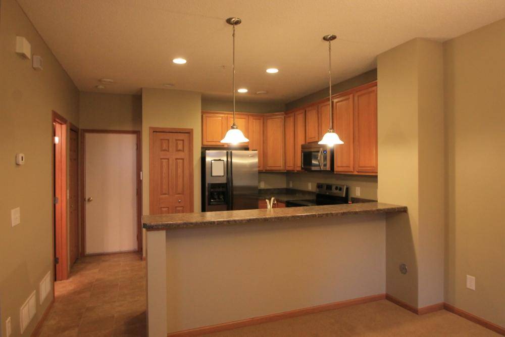 11040 Fergus ST NE #E, Blaine, MN 55449