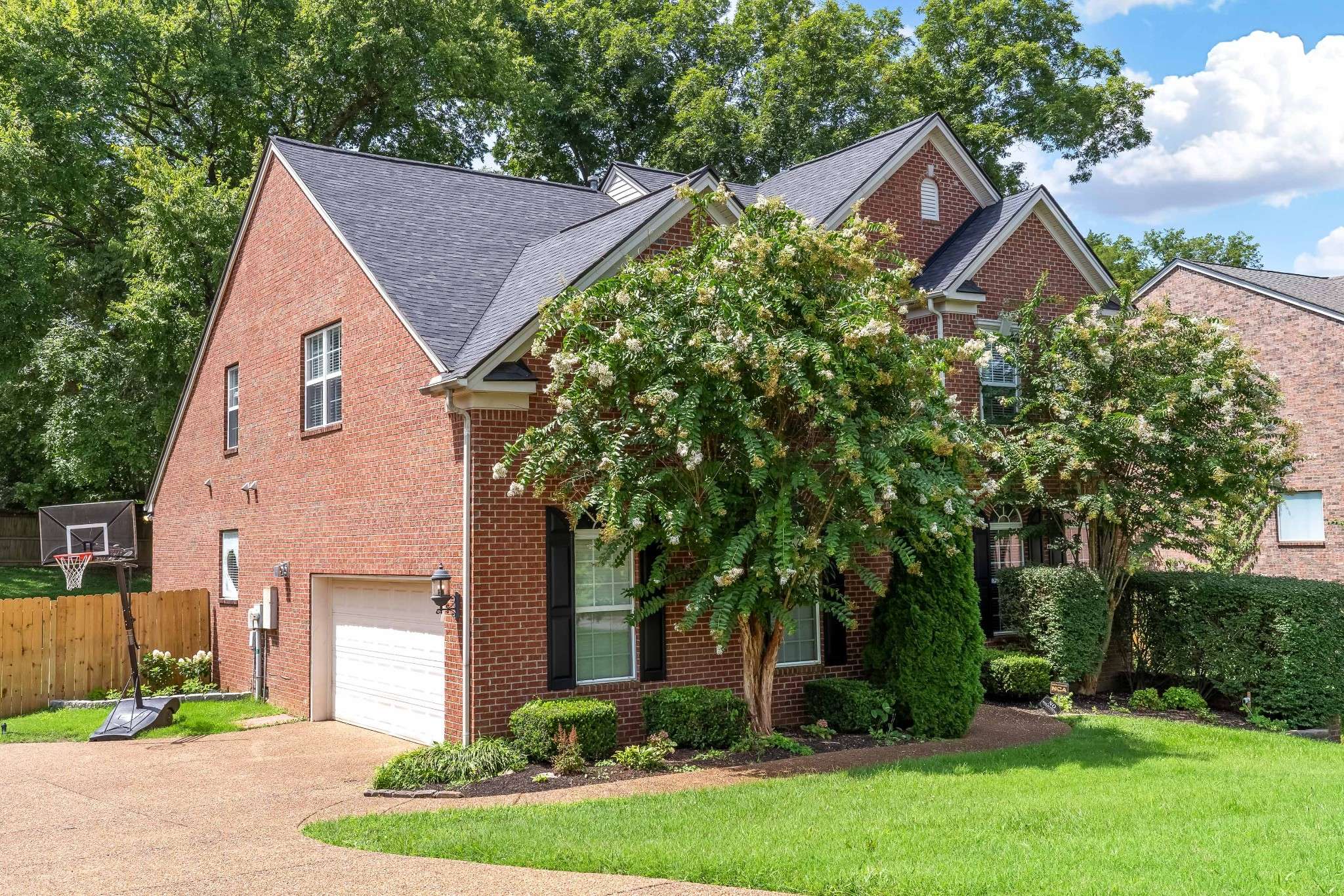 109 Windham Dr, Hendersonville, TN 37075