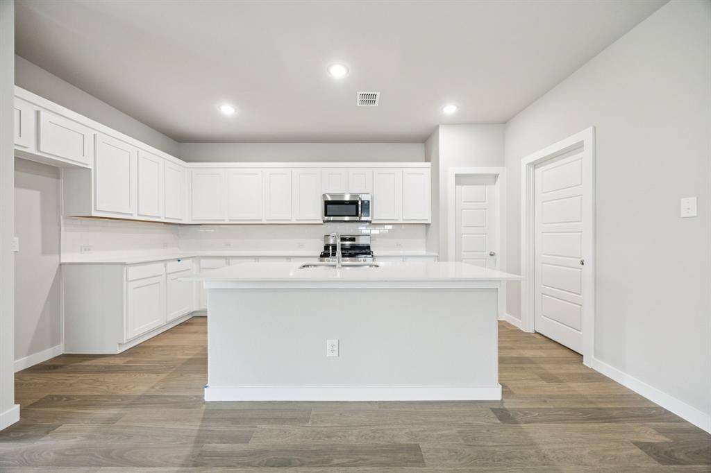 2013 Chariot Court, Seagoville, TX 75159