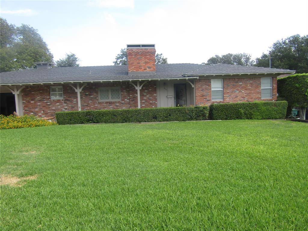 4117 CLAYTON Road W, Fort Worth, TX 76116