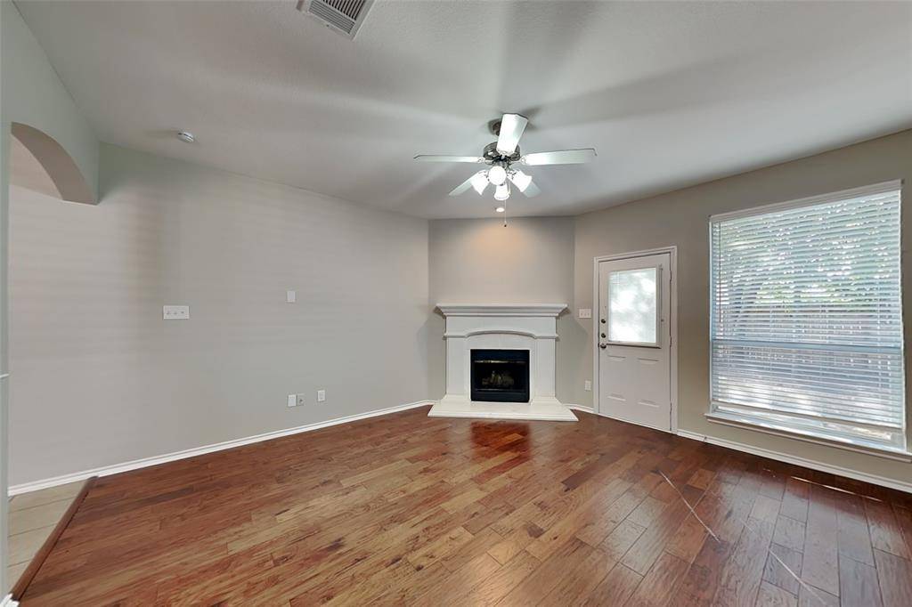 12901 Farmington Drive, Fort Worth, TX 76244