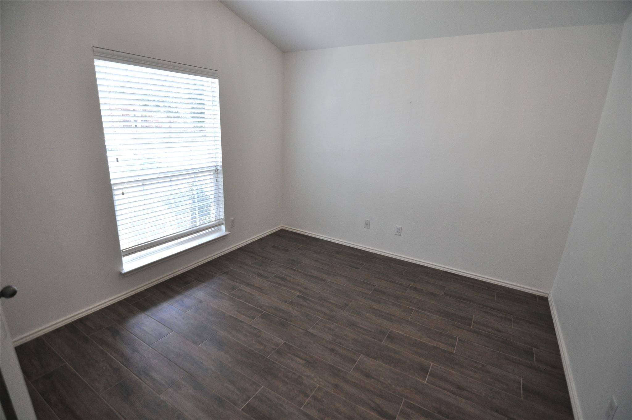 2704 Hearthsong LOOP, Round Rock, TX 78665