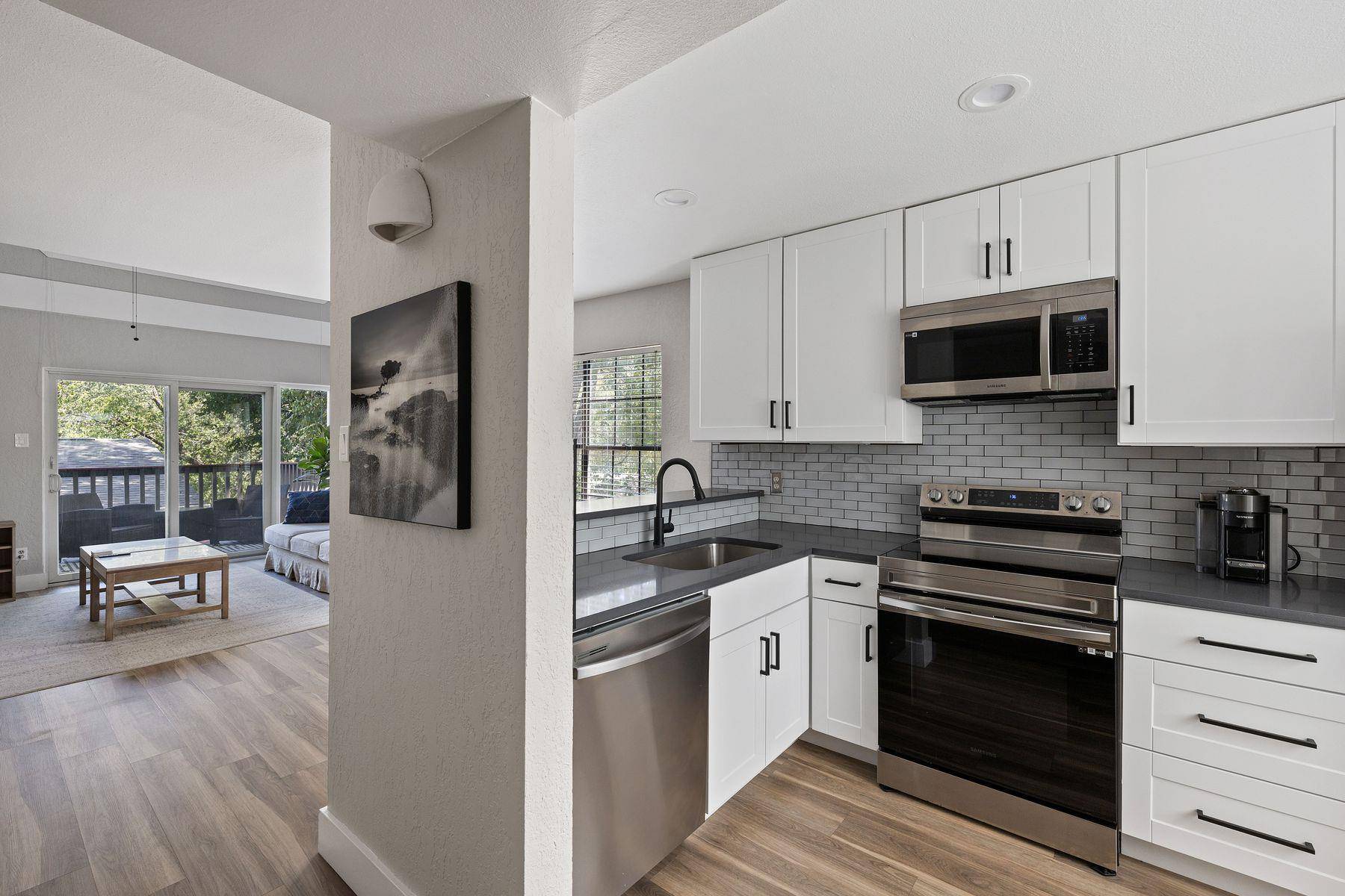 2215 Post RD #2046, Austin, TX 78704
