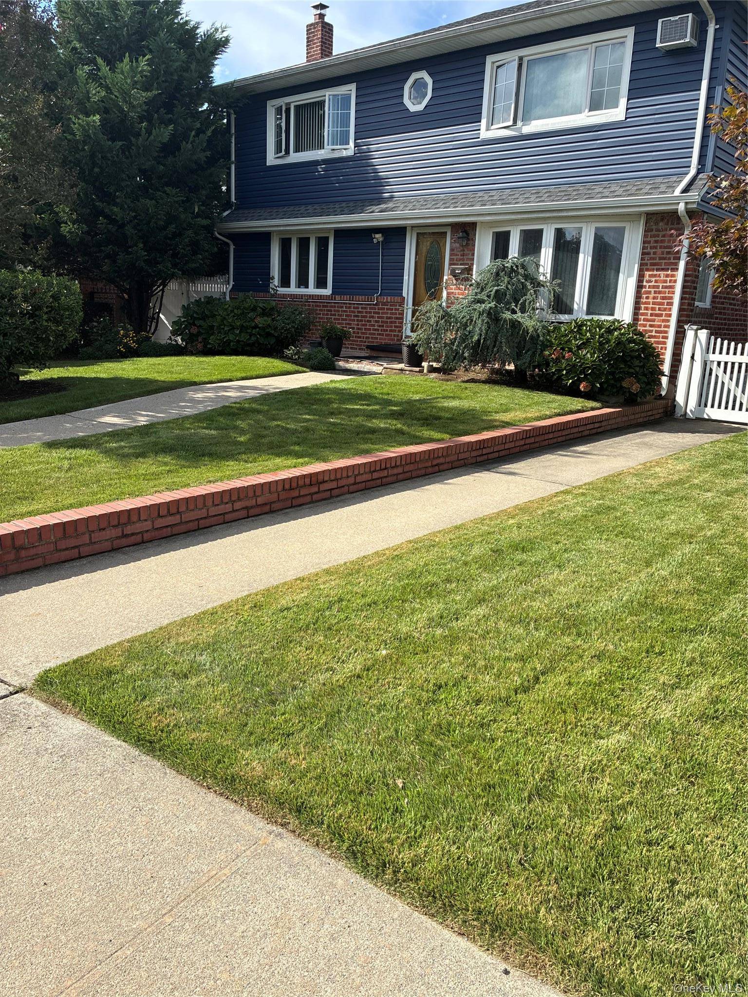 1607 Lydia AVE, Elmont, NY 11003