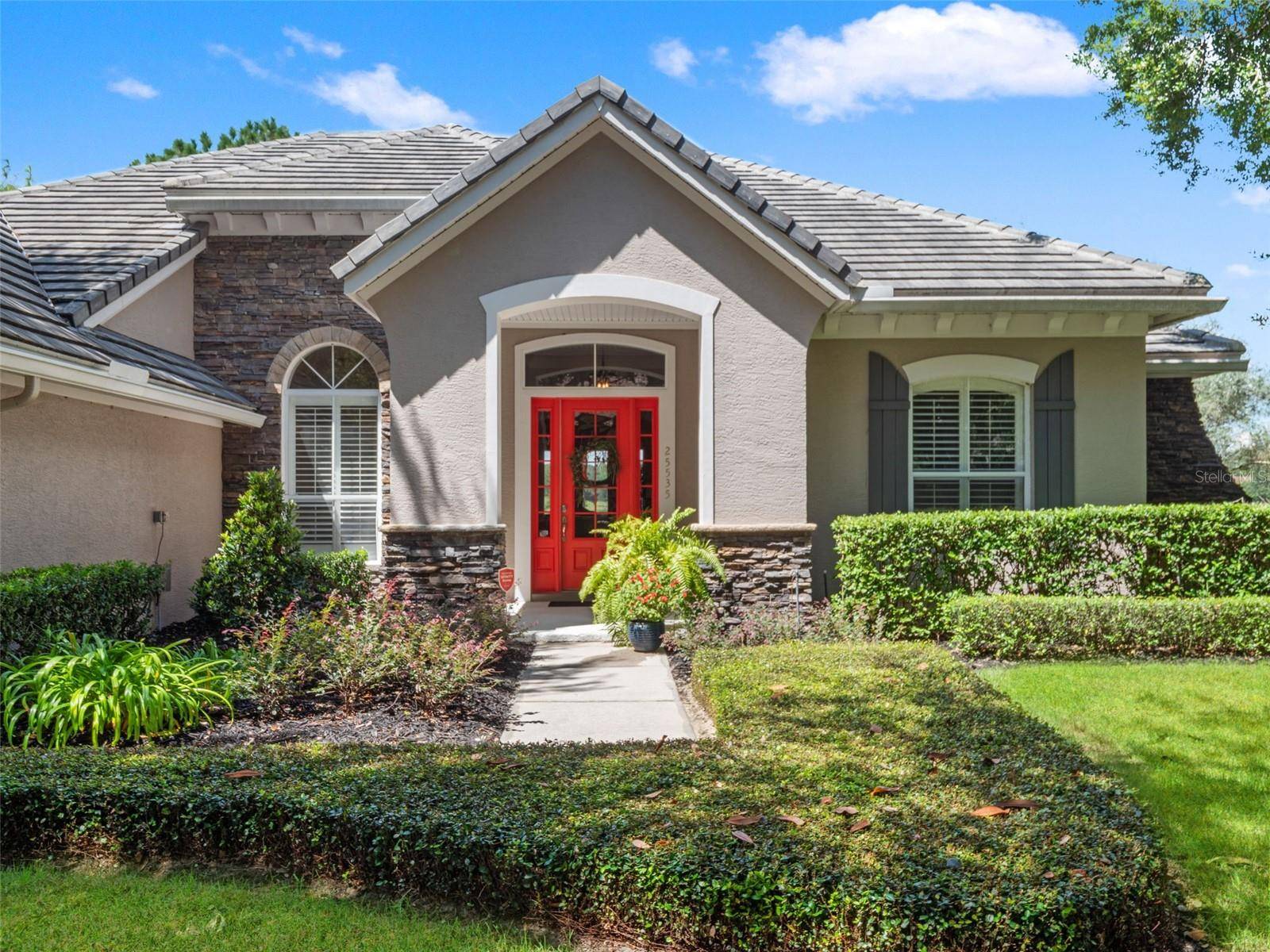 25535 HAWKS RUN LN, Sorrento, FL 32776