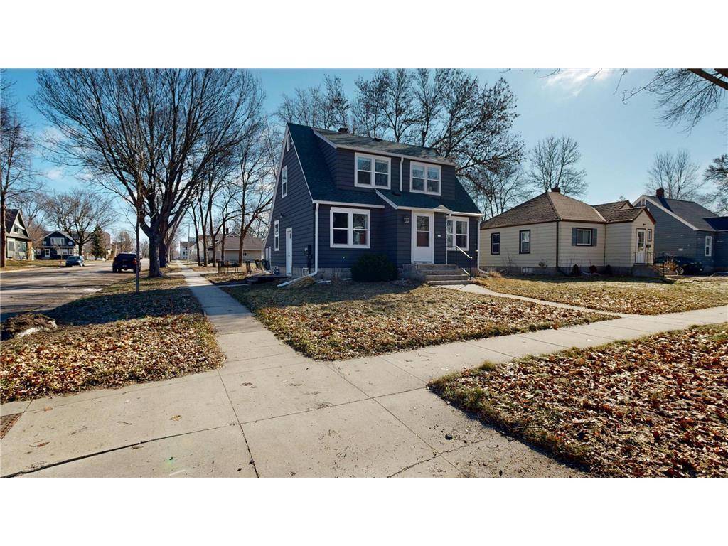 601 7th ST SW #1, Willmar, MN 56201