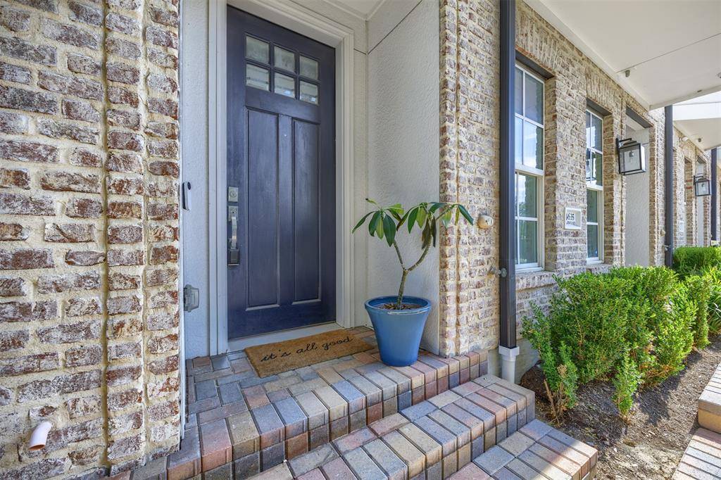 4643 Warwood Lane, Dallas, TX 75219