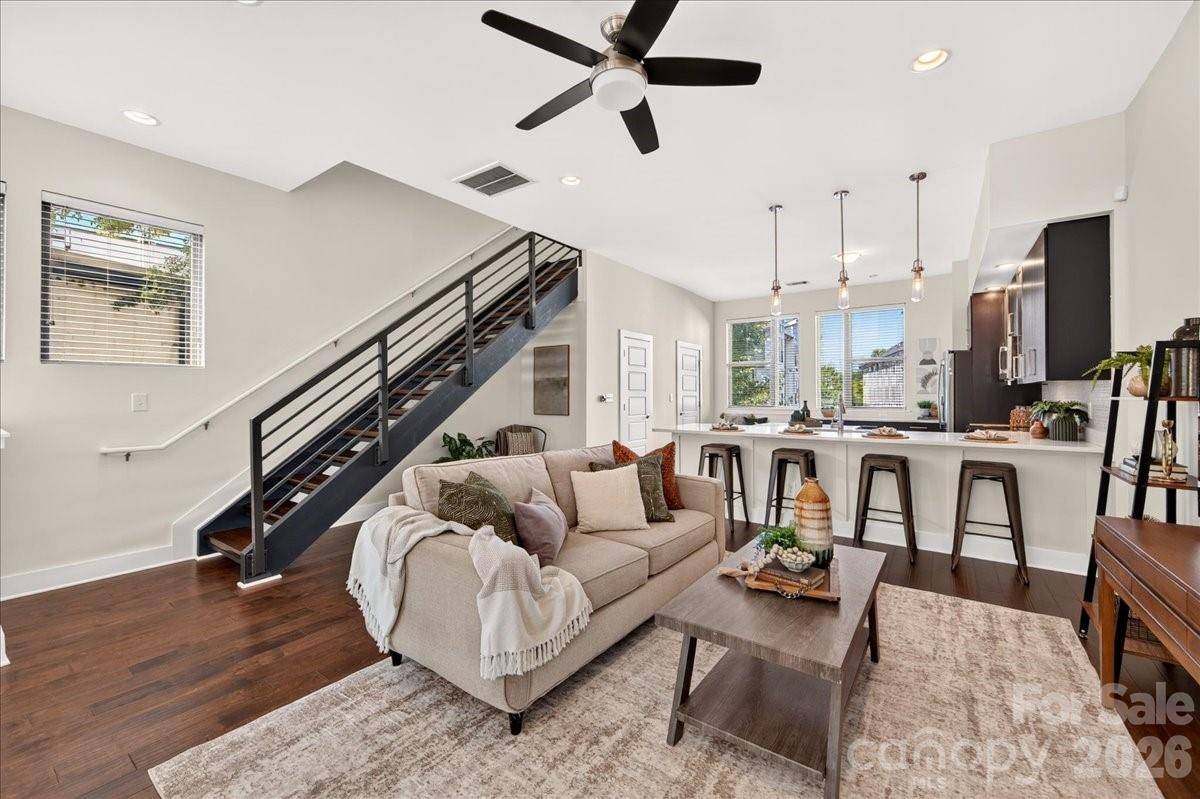 2010 Hawkins ST, Charlotte, NC 28203