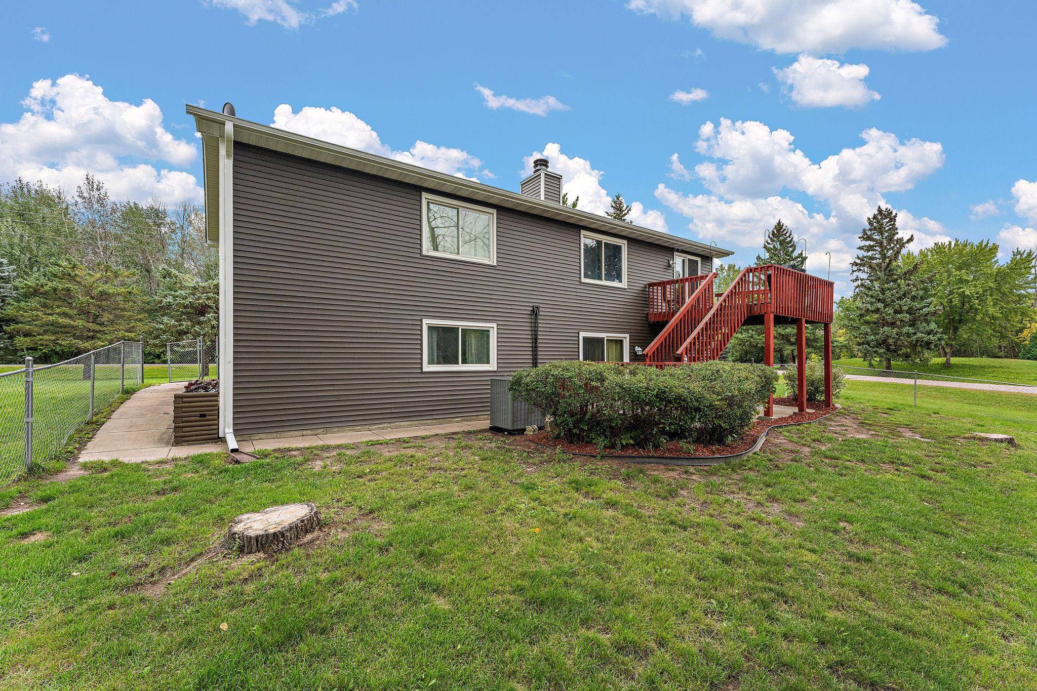 25300 Itasca AVE, Forest Lake, MN 55025
