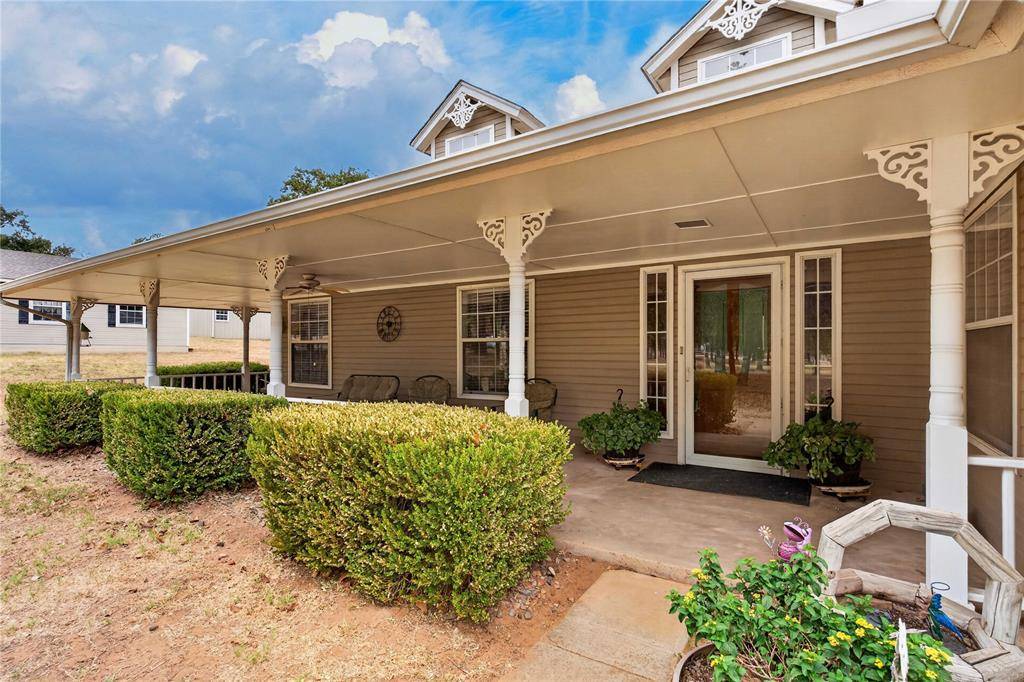18233 Sierra LN, Newalla, OK 74857