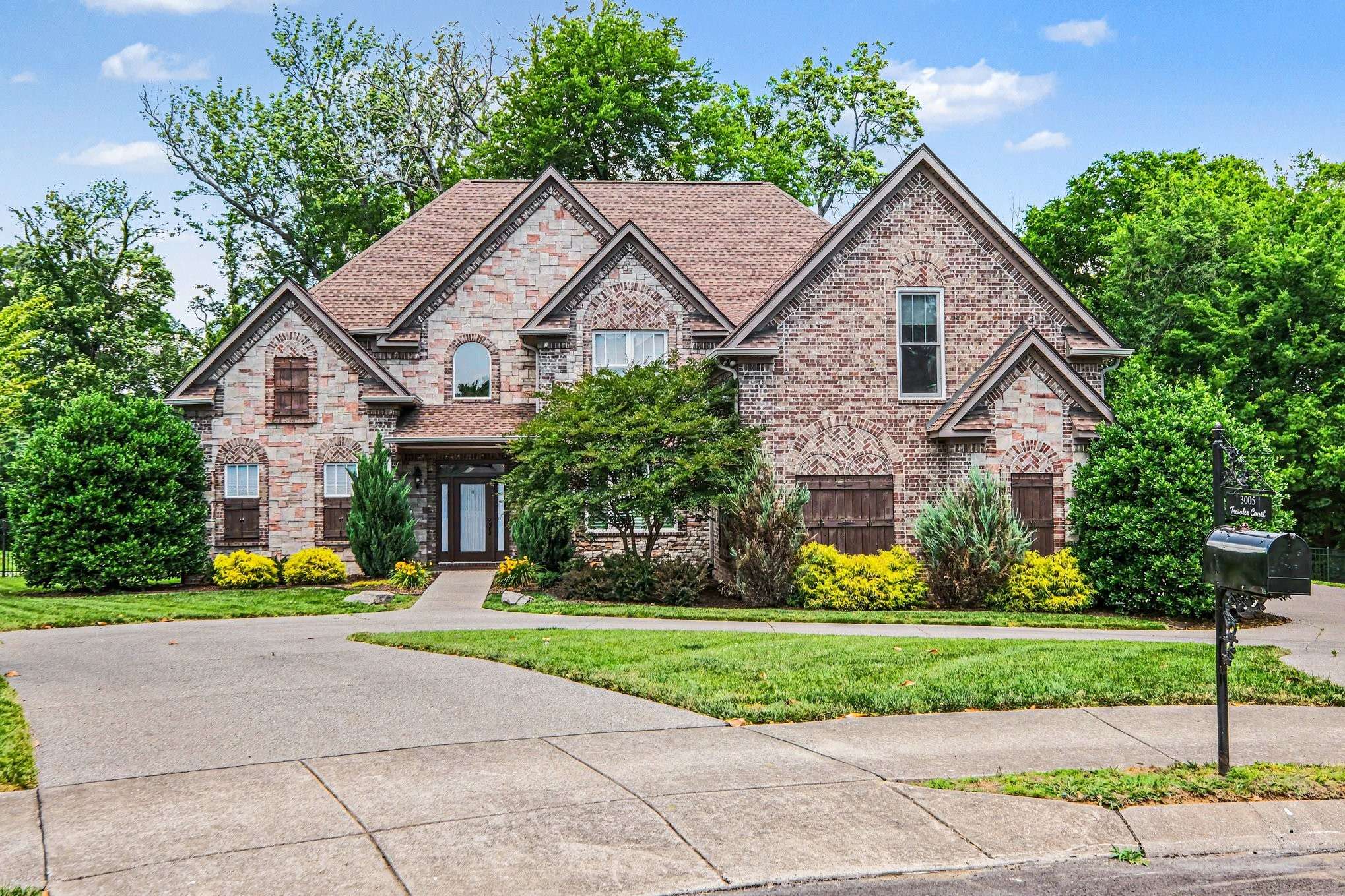 3005 Trawler Ct, Spring Hill, TN 37174