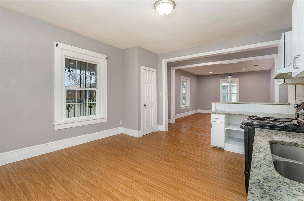 2602 Lenway Street, Dallas, TX 75215