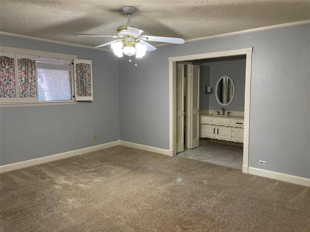 1112 Joanna Circle, Desoto, TX 75115