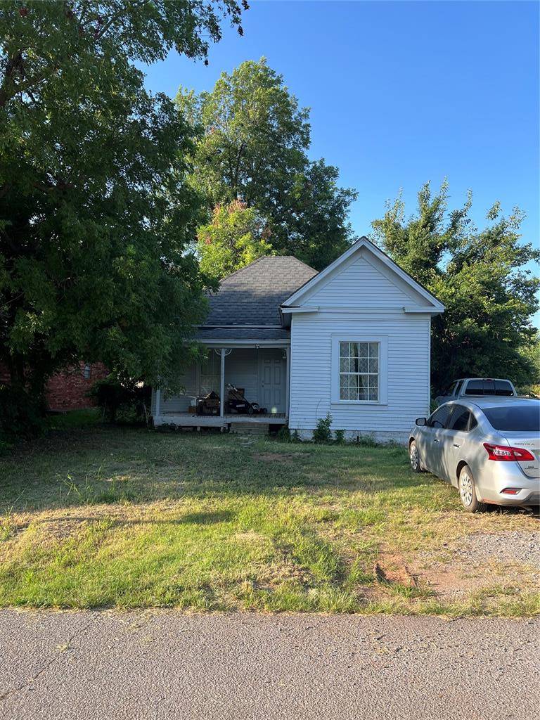 1117 W Pennsylvania AVE, Chickasha, OK 73018