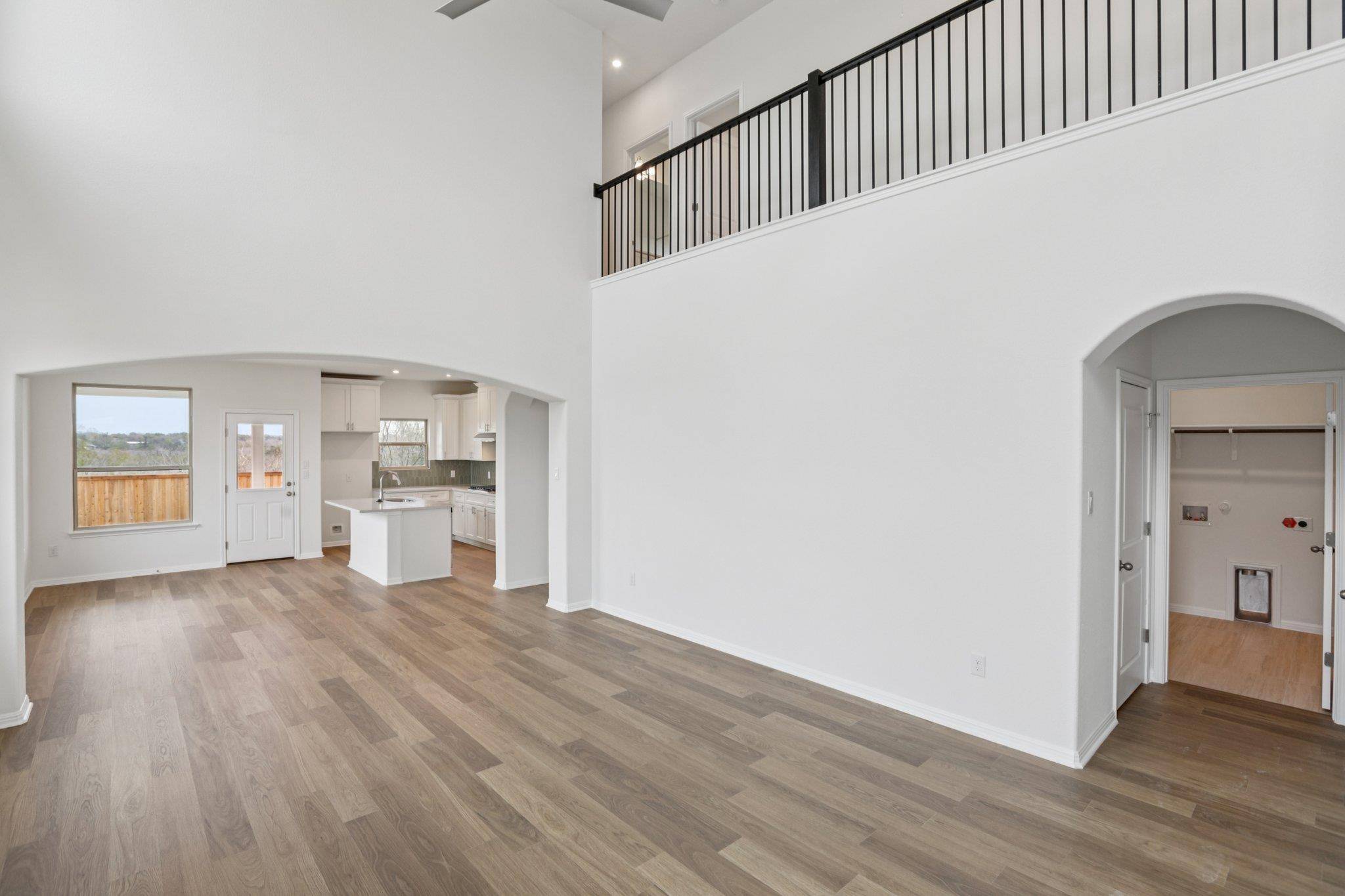 345 Elephant Island LOOP, Kyle, TX 78640