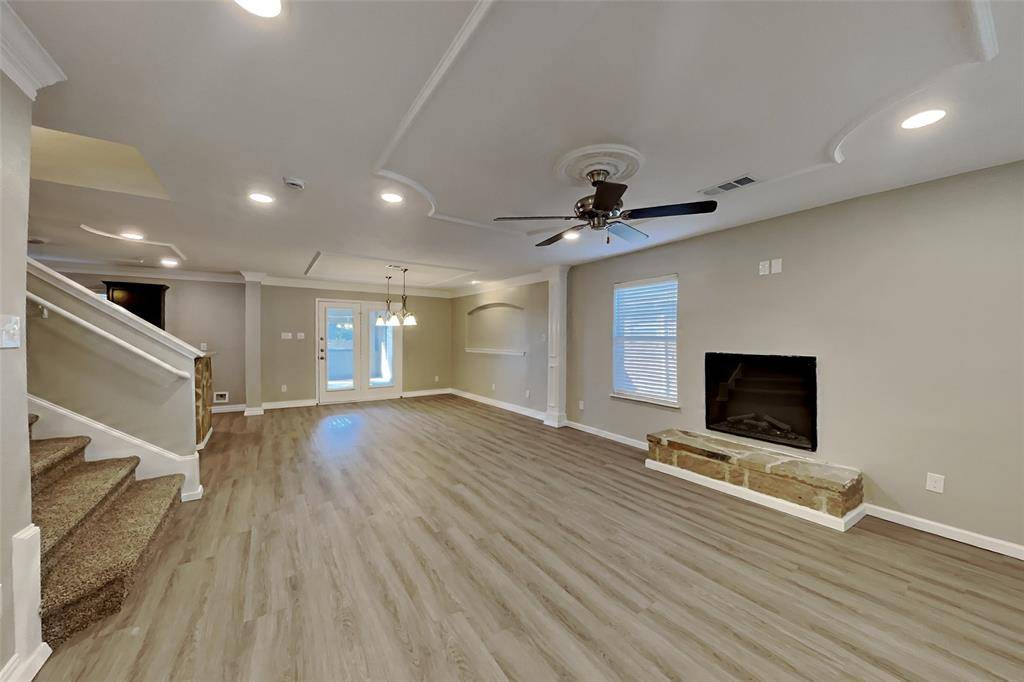 345 Chalkstone Drive, Fort Worth, TX 76131