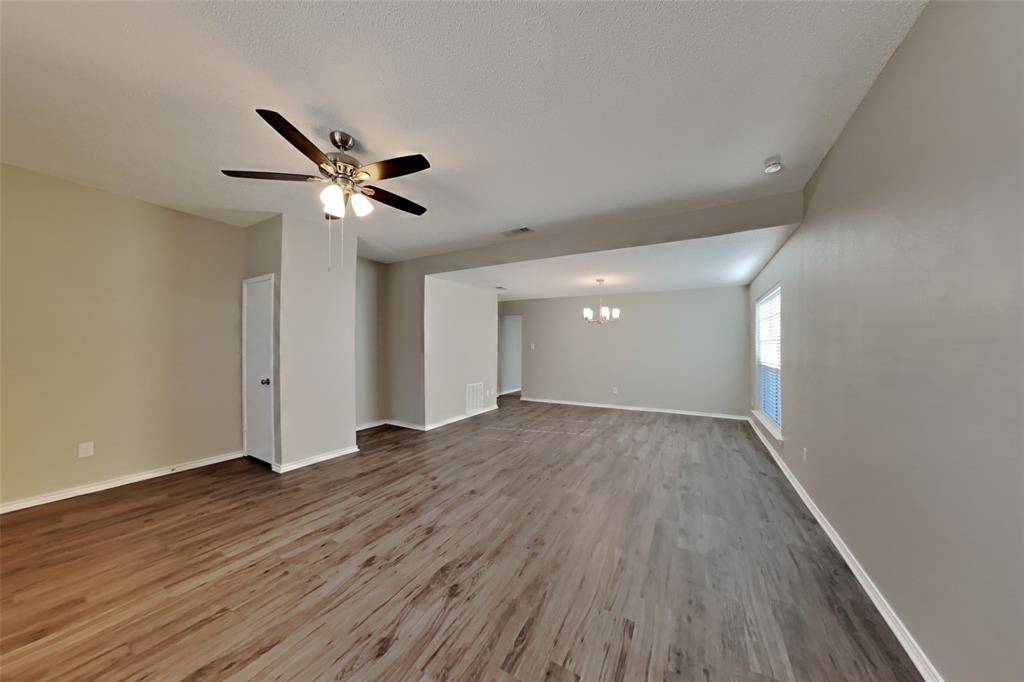 4820 Ashton Avenue, Fort Worth, TX 76137