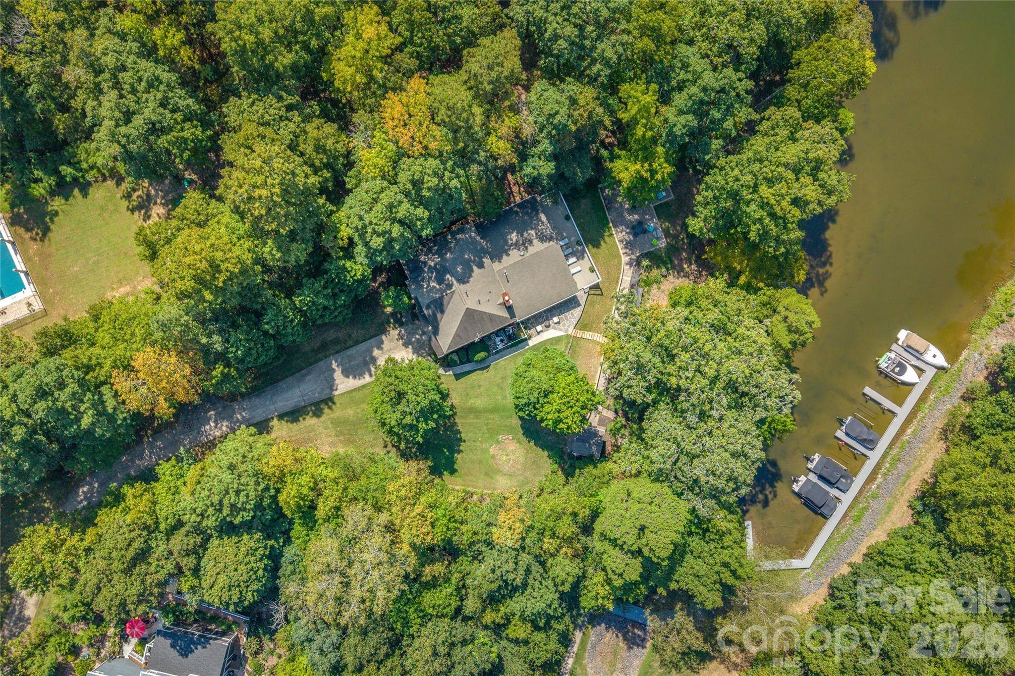 13934 Kings Carriage LN, Charlotte, NC 28278