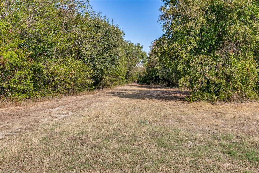 10812 County Road 1020, Burleson, TX 76028