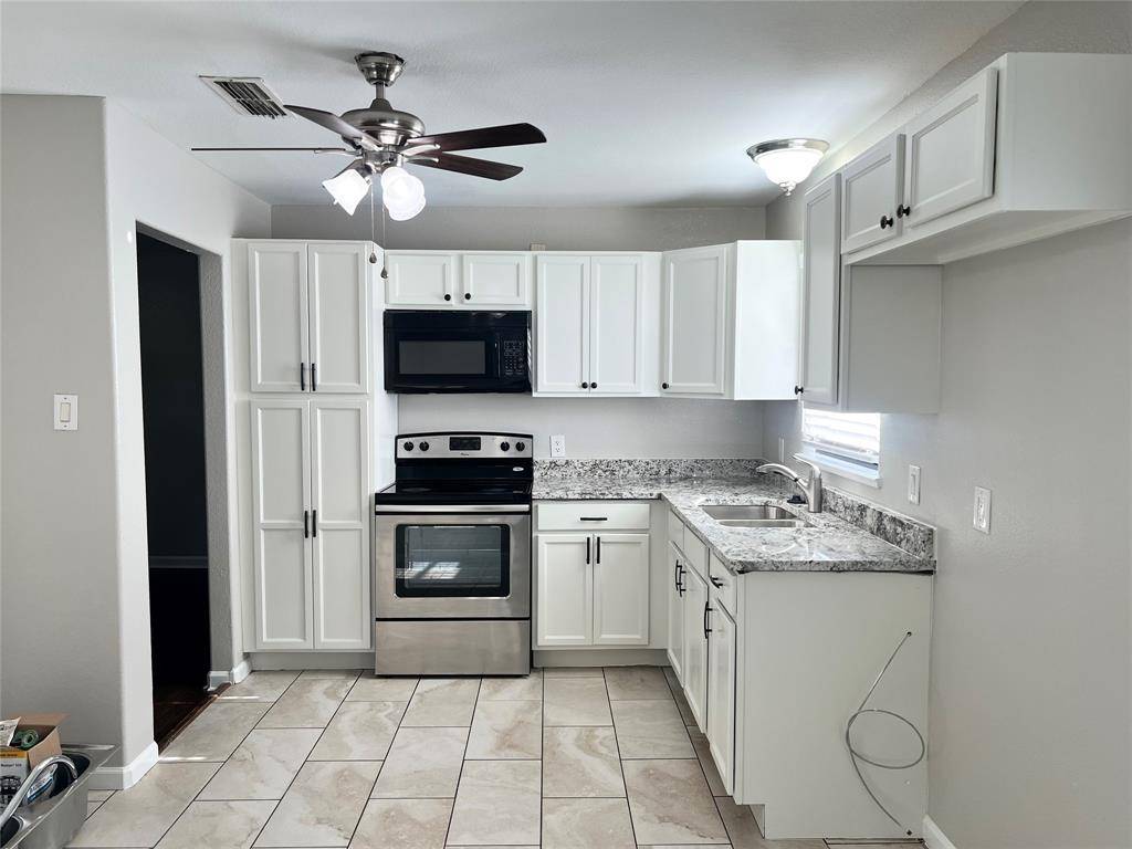 119 Nichols Street, Irving, TX 75060