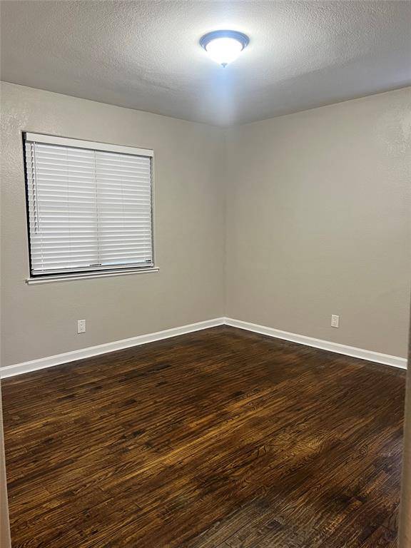 119 Nichols Street, Irving, TX 75060