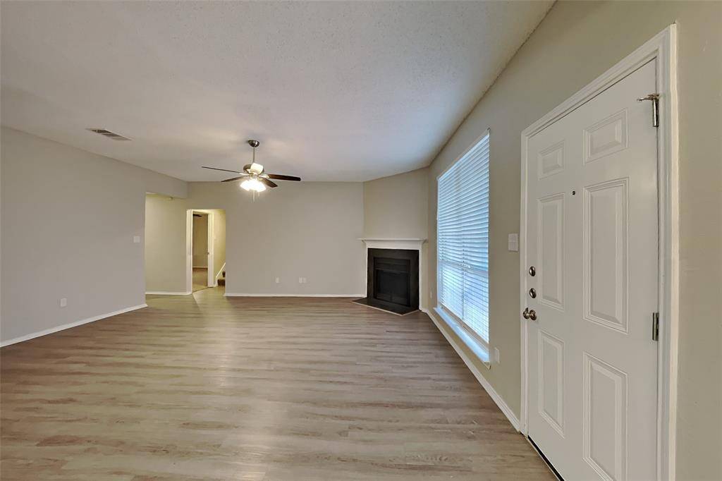 5515 Royal Meadow Lane, Arlington, TX 76017