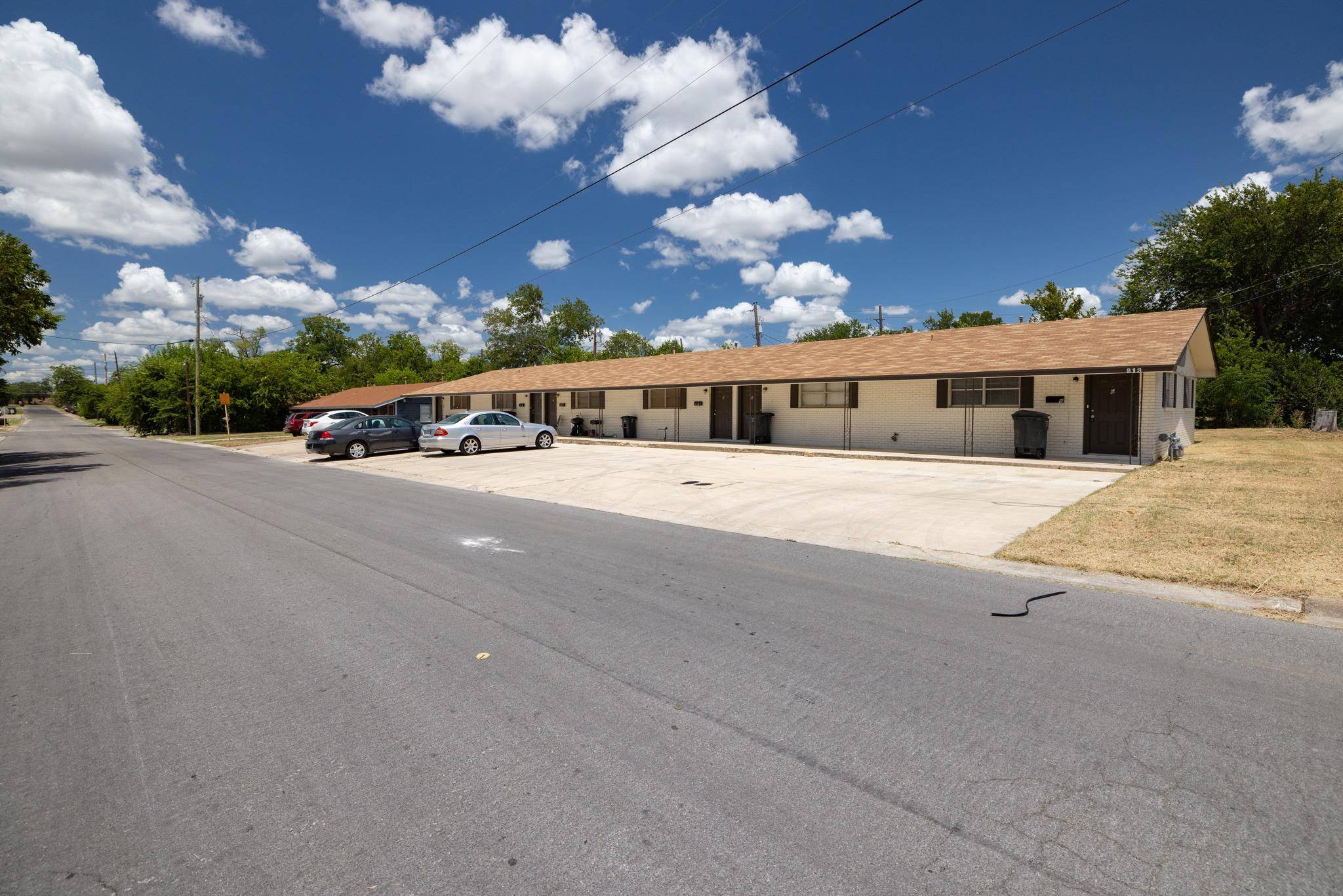 213 E Harrison Ave, Killeen, TX 76541