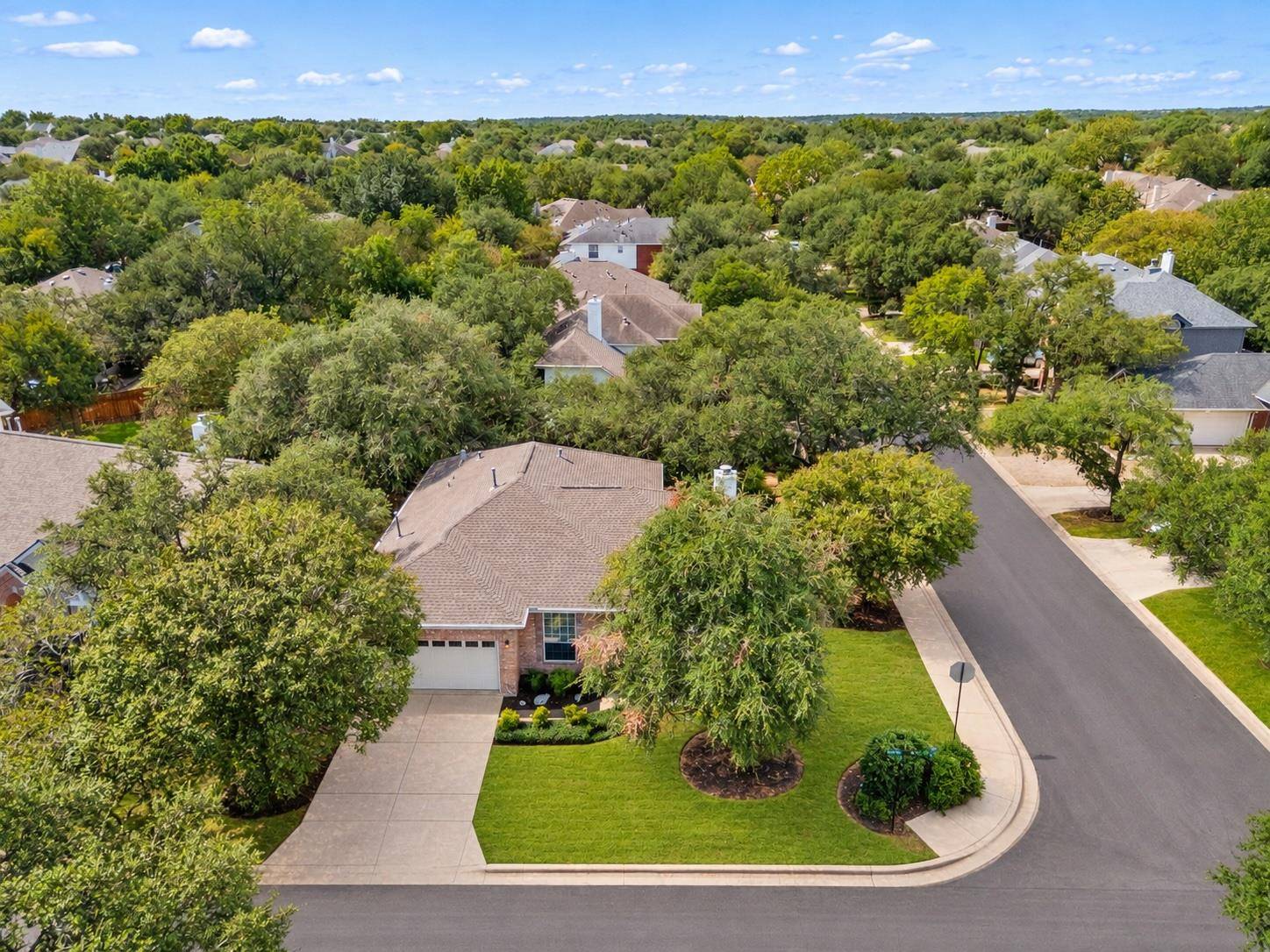 6661 Ruxton LN, Austin, TX 78749