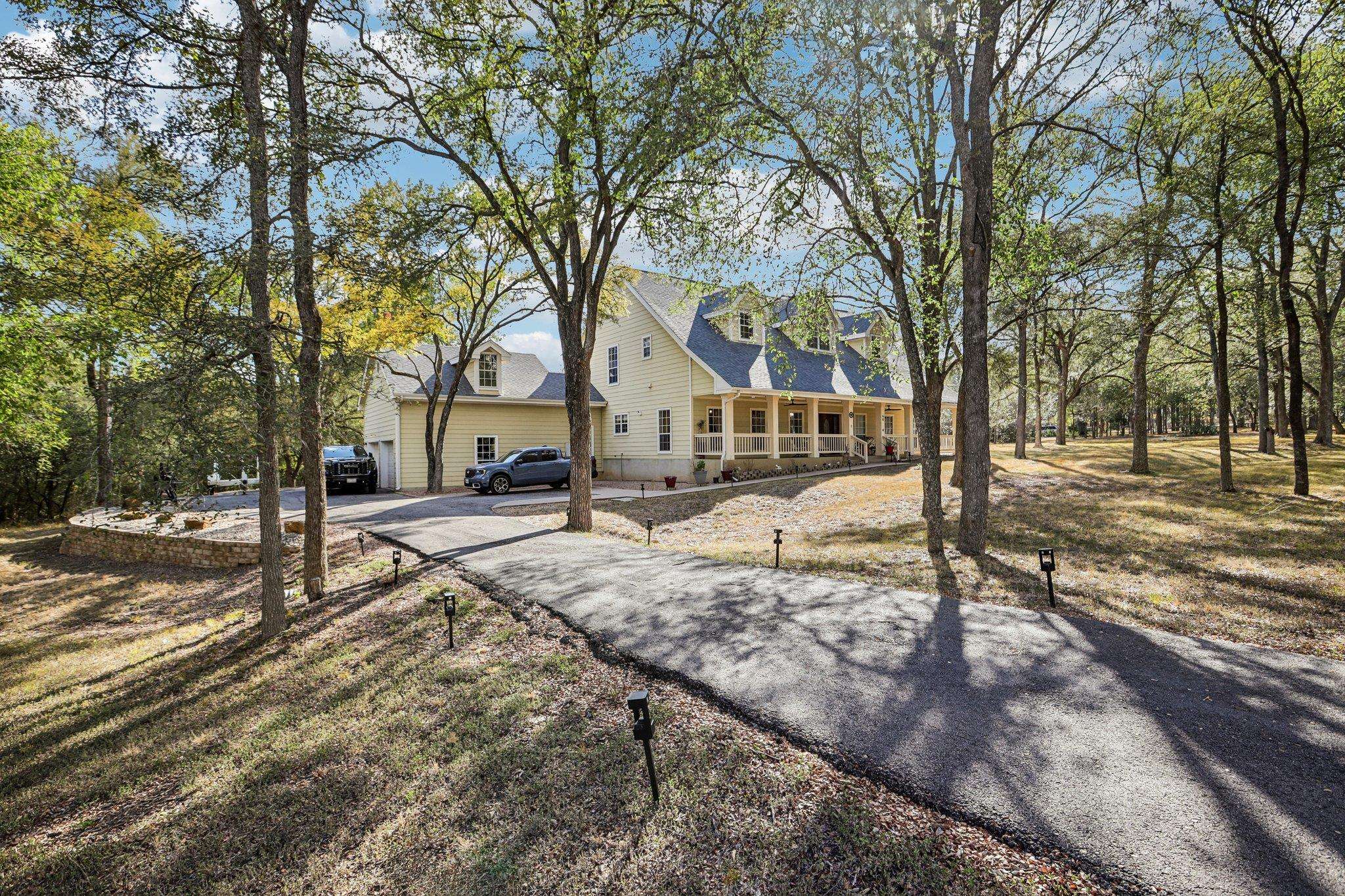 137 Trinity ST, Cedar Creek, TX 78612