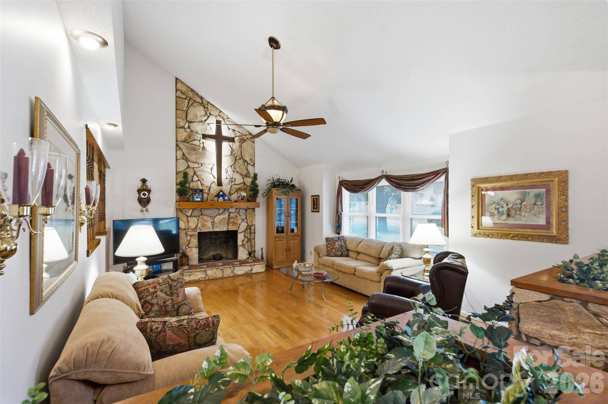118 Sherwood DR, Taylorsville, NC 28681