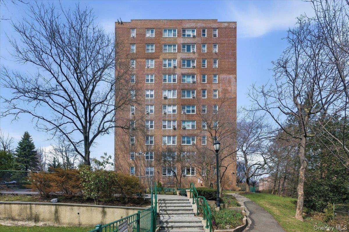 80 Knolls CRES #6B, Bronx, NY 10463