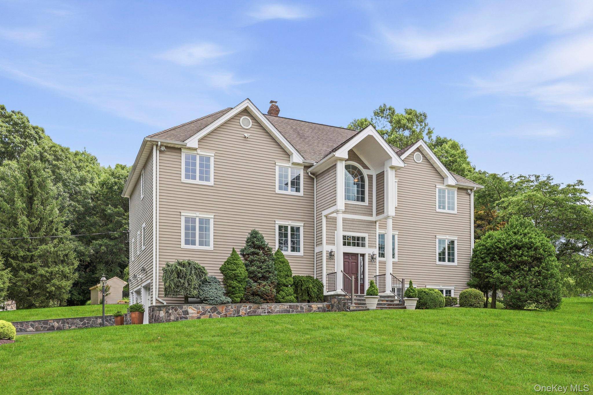 50 Wixon Pond RD, Mahopac, NY 10541
