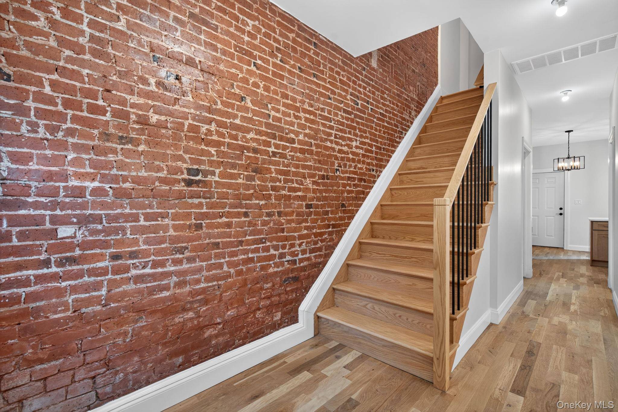 210 N Miller ST, Newburgh, NY 12550